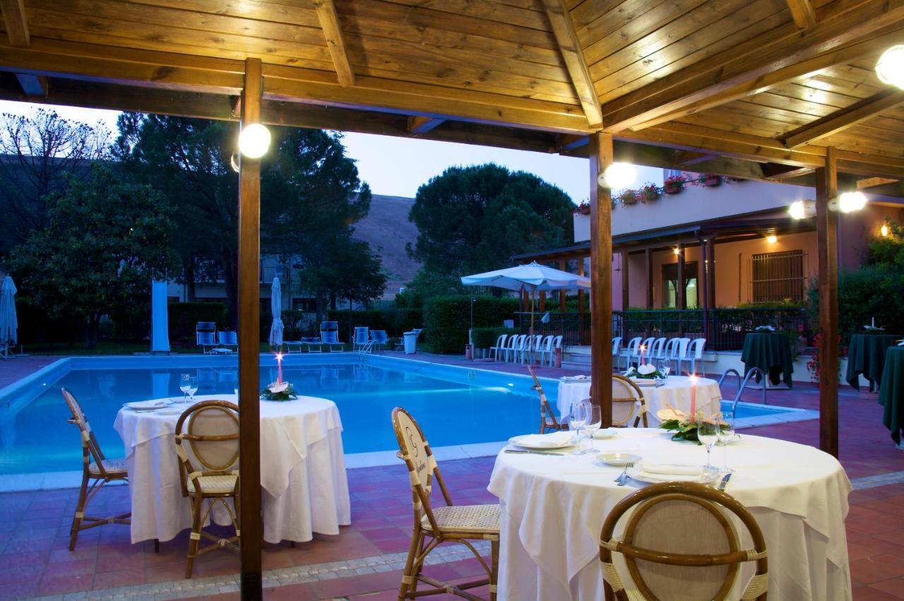 Hotel Giardino San Lorenzo in Campo Exterior photo